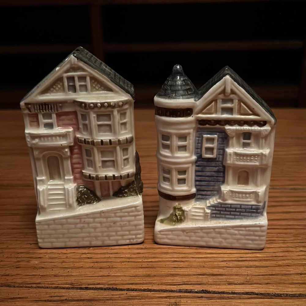 Ceramic House salt and pepper shakers